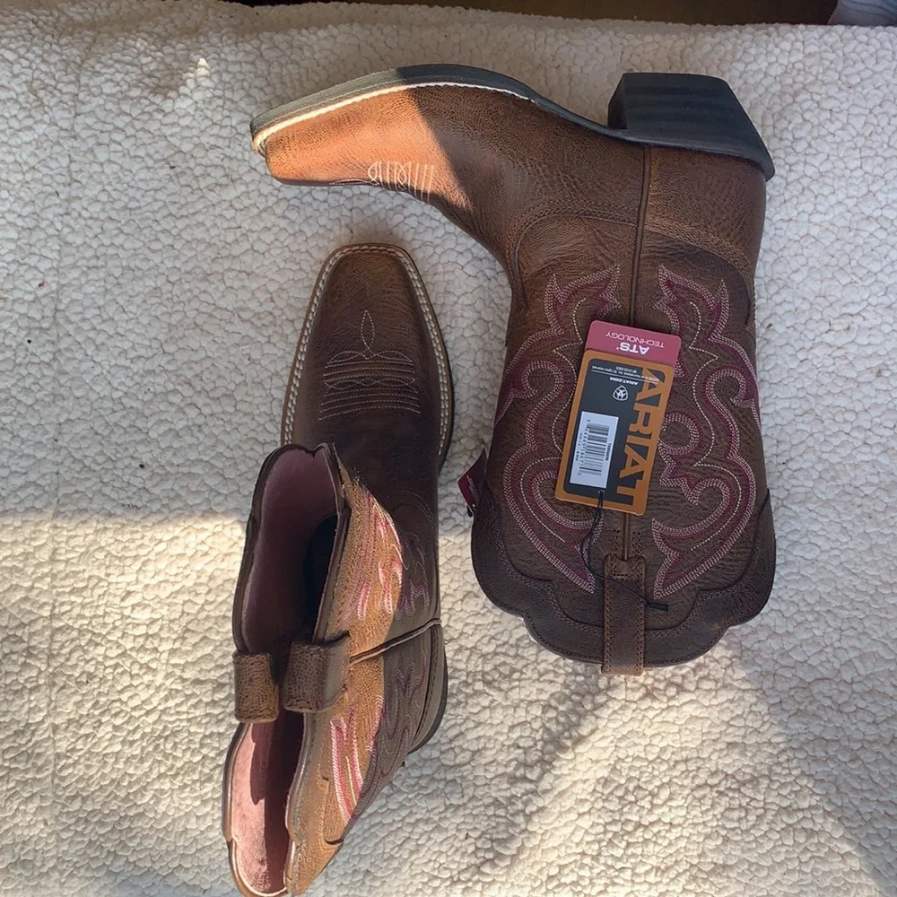 Ariat Brown Leather Western Heeled Boots with Pink Stitching - Picture 2 of 4